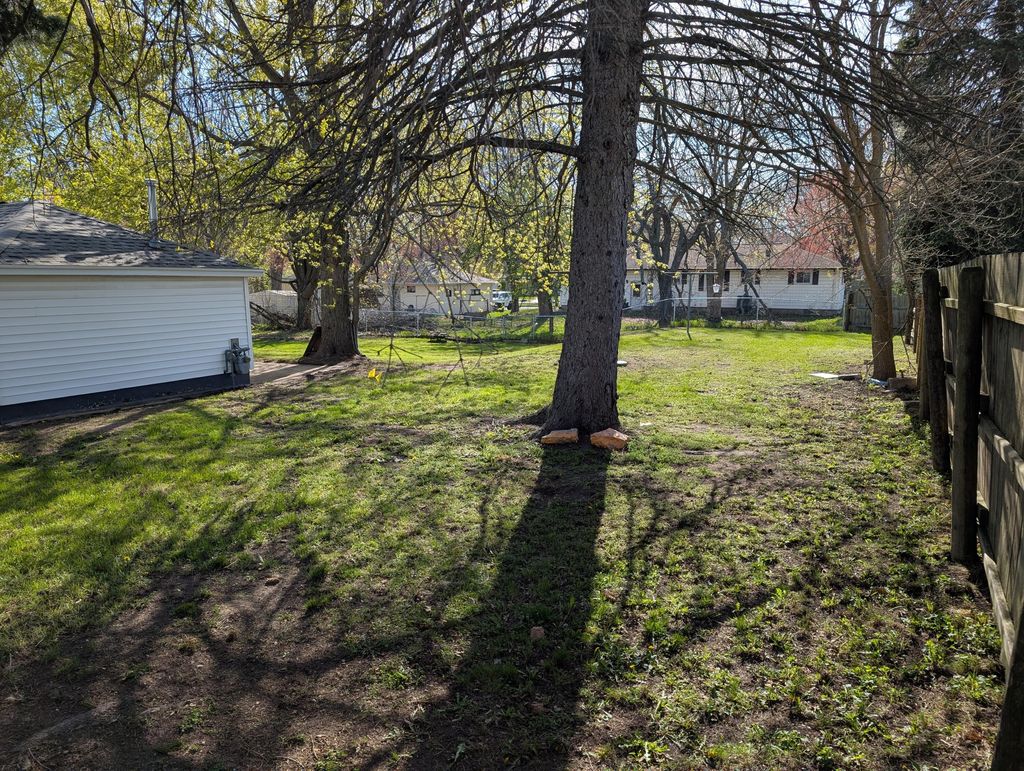 Photo of 2215 Dowd Street, Muskegon, MI 49441 (MLS # 26019321)