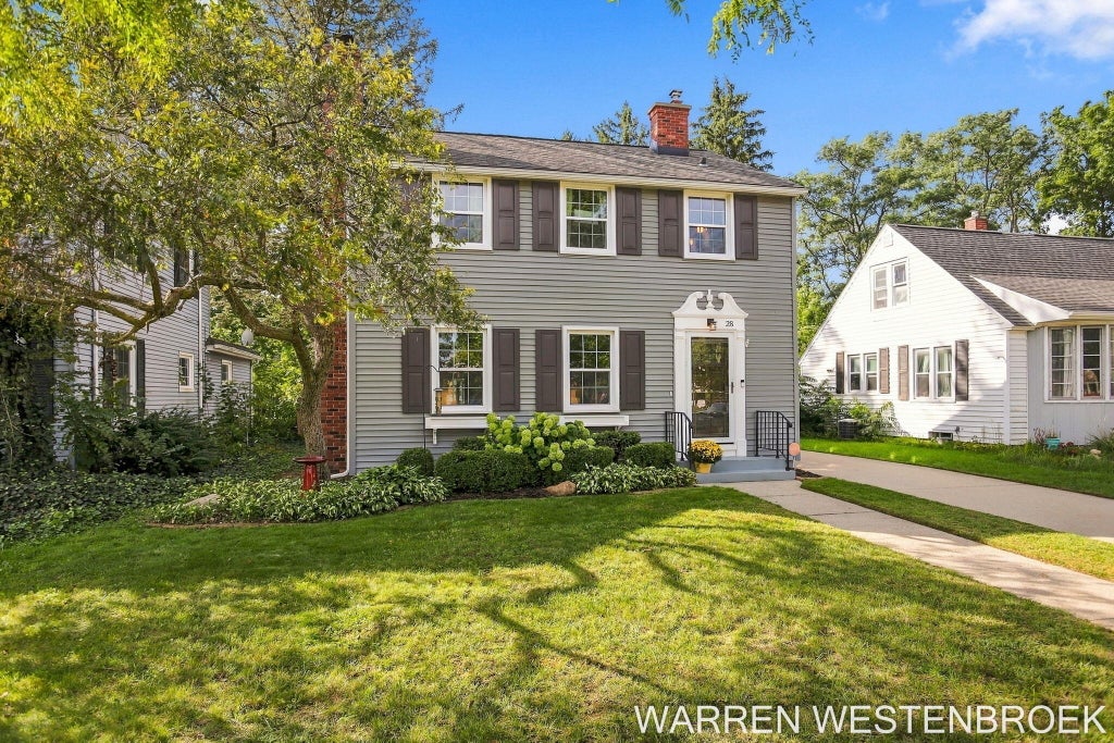 Photo of 28 E 25th Street, Holland, MI 49423 (MLS # 26050871)