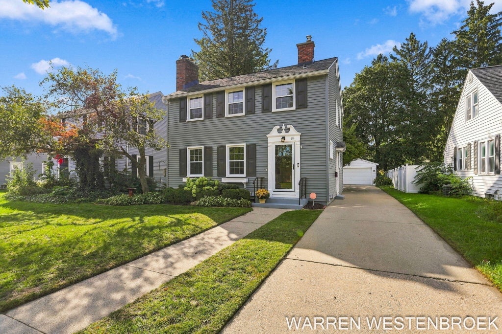 Photo of 28 E 25th Street, Holland, MI 49423 (MLS # 26050871)
