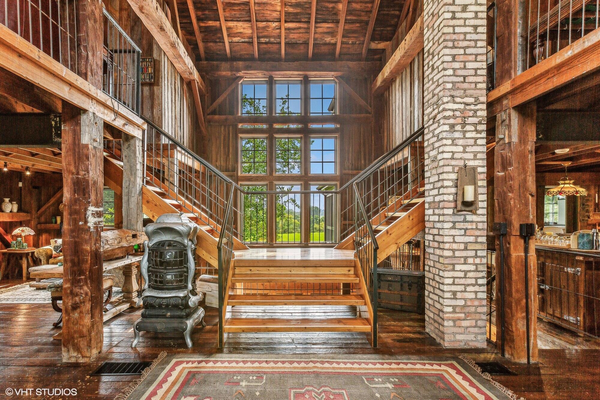12801 Hills Road