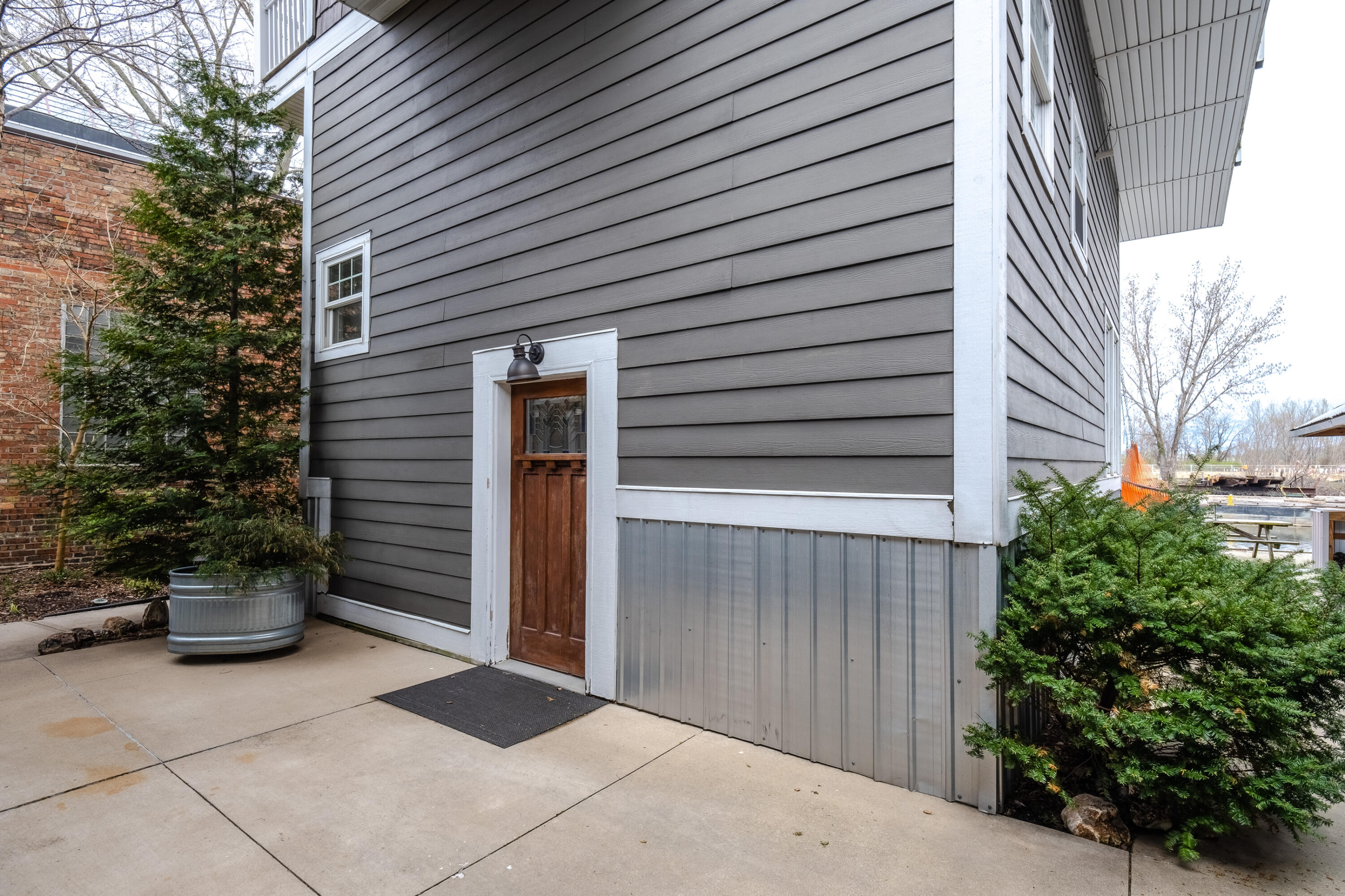 621 W Main Street