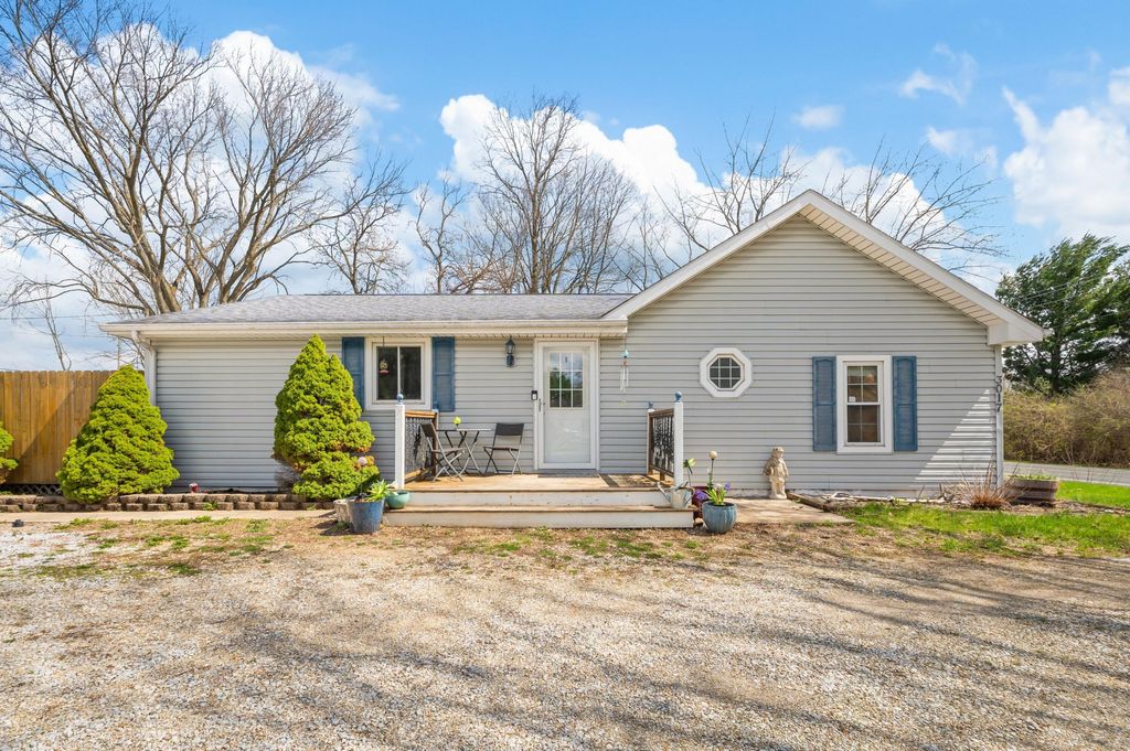 Photo of 3017 Walton Road, Buchanan, MI 49107 (MLS # 26014604)