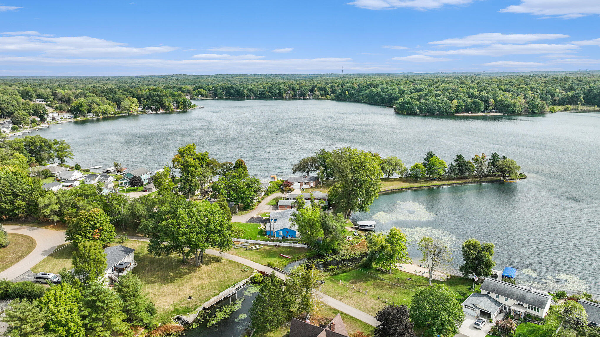 Richland, Michigan 49083, United States, 3 Bedrooms Bedrooms, ,3 BathroomsBathrooms,Residential,Pending,41767