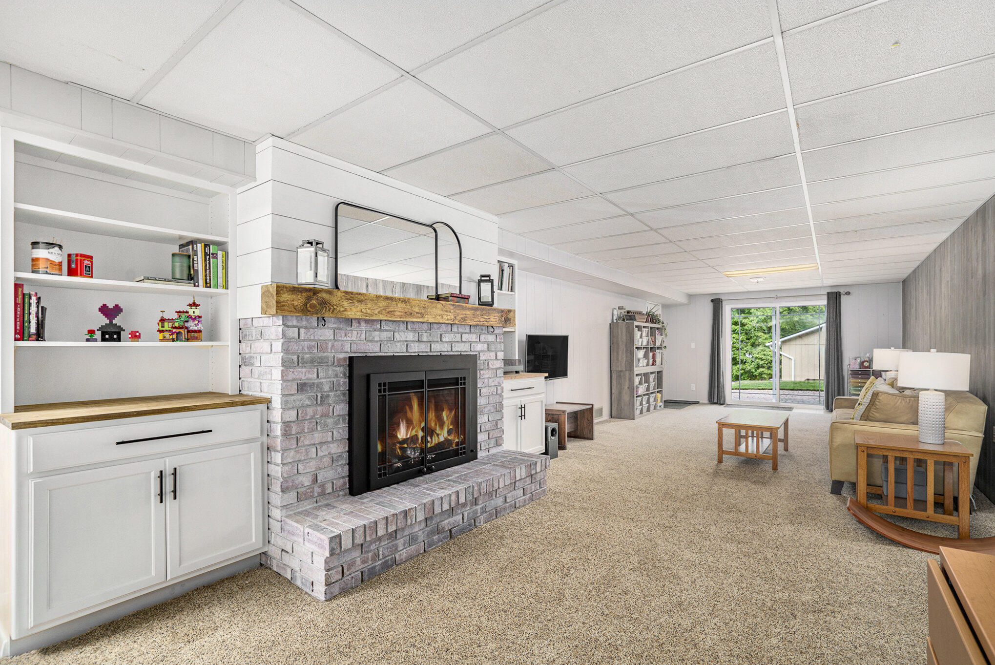 Richland, Michigan 49083, United States, 3 Bedrooms Bedrooms, ,3 BathroomsBathrooms,Residential,Pending,41767