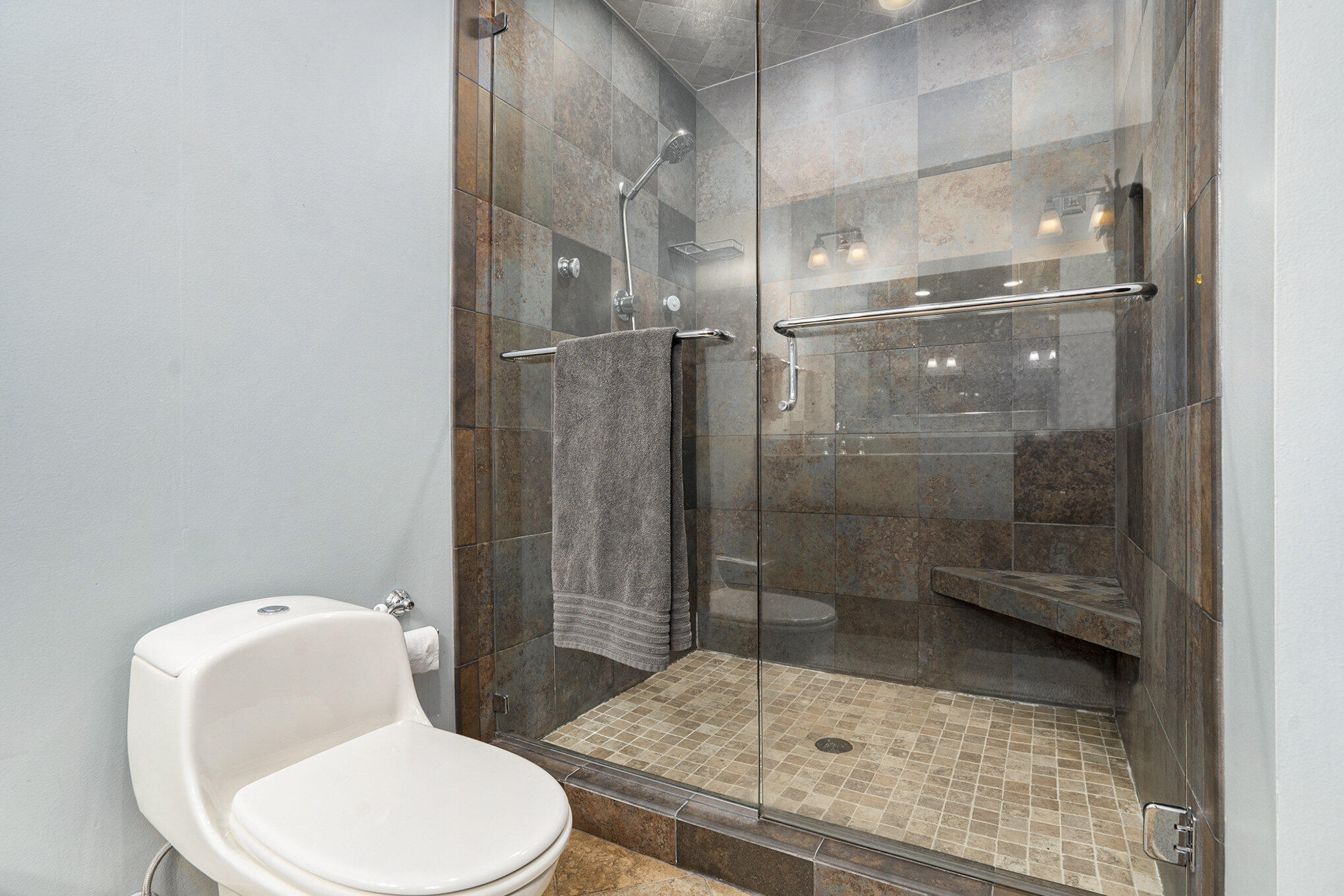 Richland, Michigan 49083, United States, 3 Bedrooms Bedrooms, ,3 BathroomsBathrooms,Residential,Pending,41767