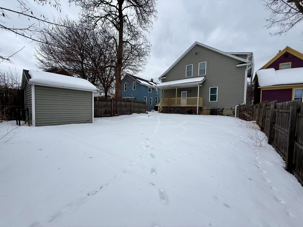 Photo of 710 Logan Street SE, Grand Rapids, MI 49503 (MLS # 26005228)