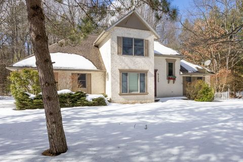 9125 Forest Pines Drive, Mecosta, MI 49332 - MLS#: 25007329