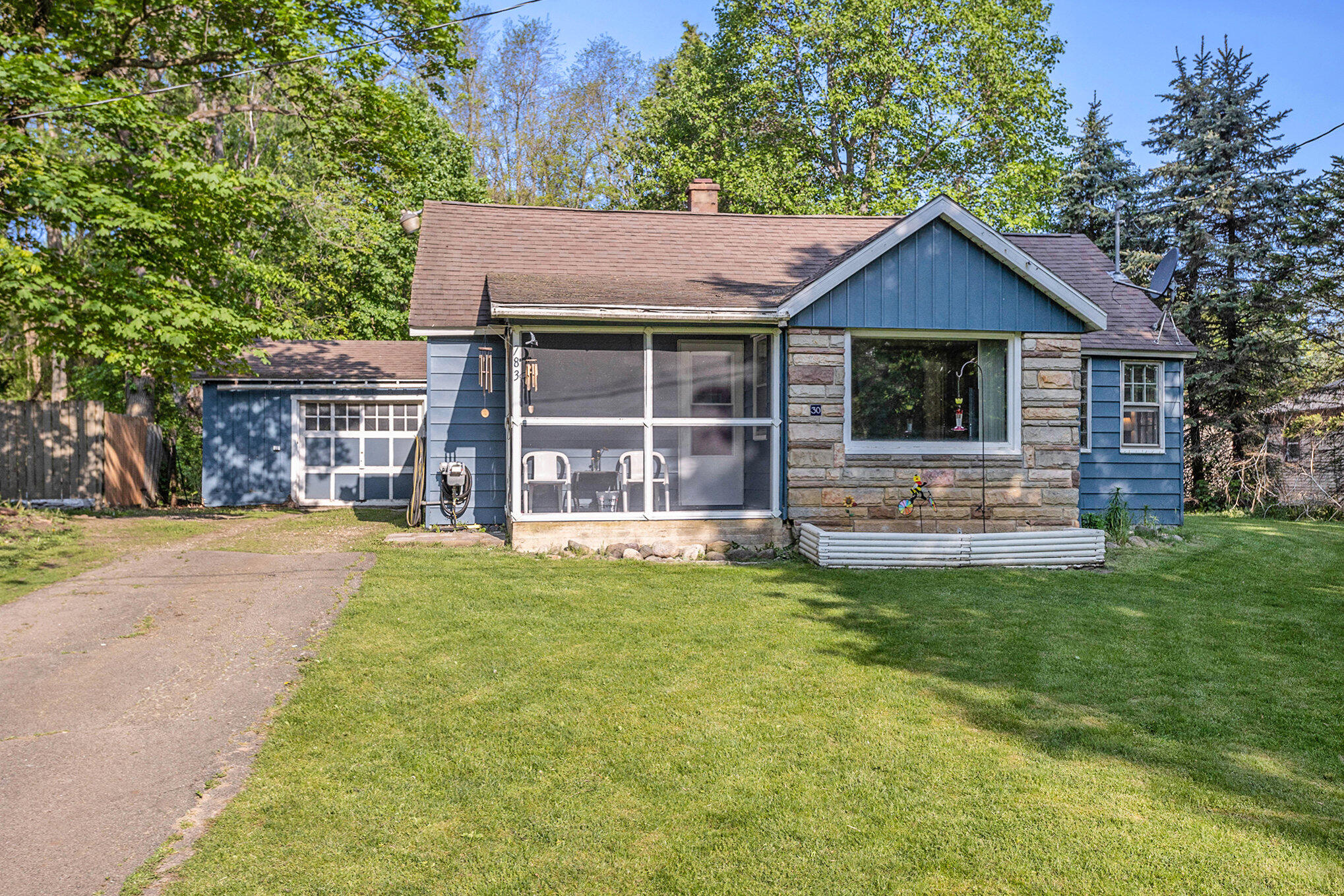 Photo 1 of 23 of 783 Stuart Lake Road house