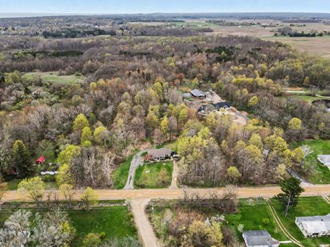 Photo of 6675&Back 122nd Avenue, Fennville, MI 49408 (MLS # 26017103)