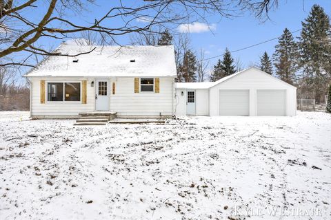 Photo of 2282 Wilson Avenue NW, Grand Rapids, MI 49534 (MLS # 26002215)