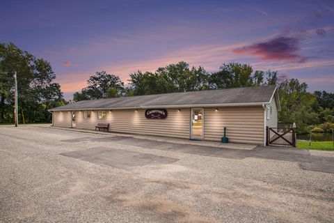 1021 W Front Street Buchanan MI 49107