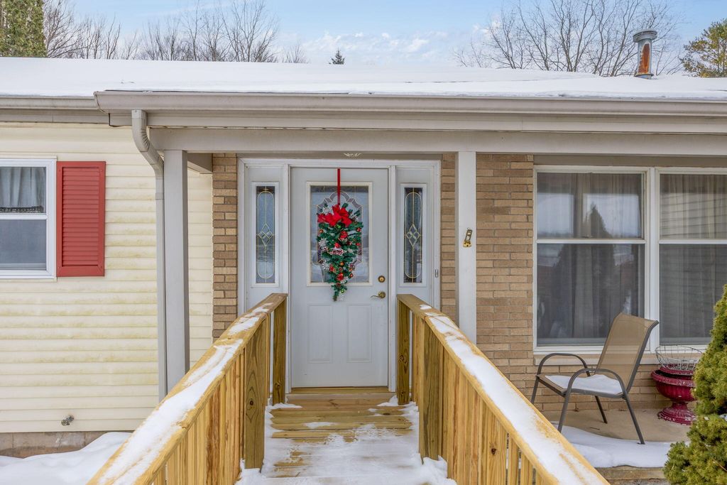 Photo of 8876 20th Avenue, Remus, MI 49340 (MLS # 26005433)