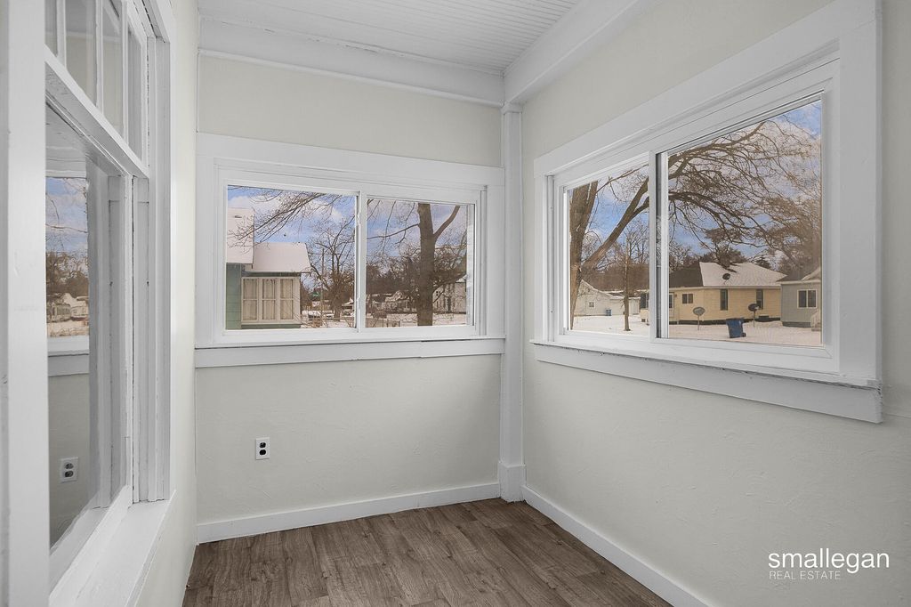 Photo of 2109 Hoyt Street, Muskegon, MI 49444 (MLS # 26010545)