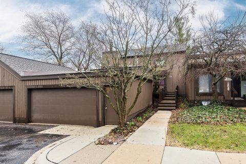 22 Haverhill Court, Ann Arbor, MI 48105 - MLS#: 25013517