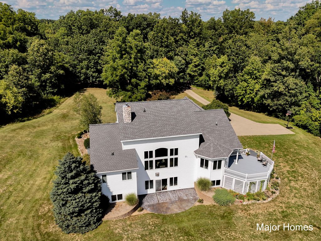 Photo of 12180 Downes Street, Lowell, MI 49331 (MLS # 25044950)