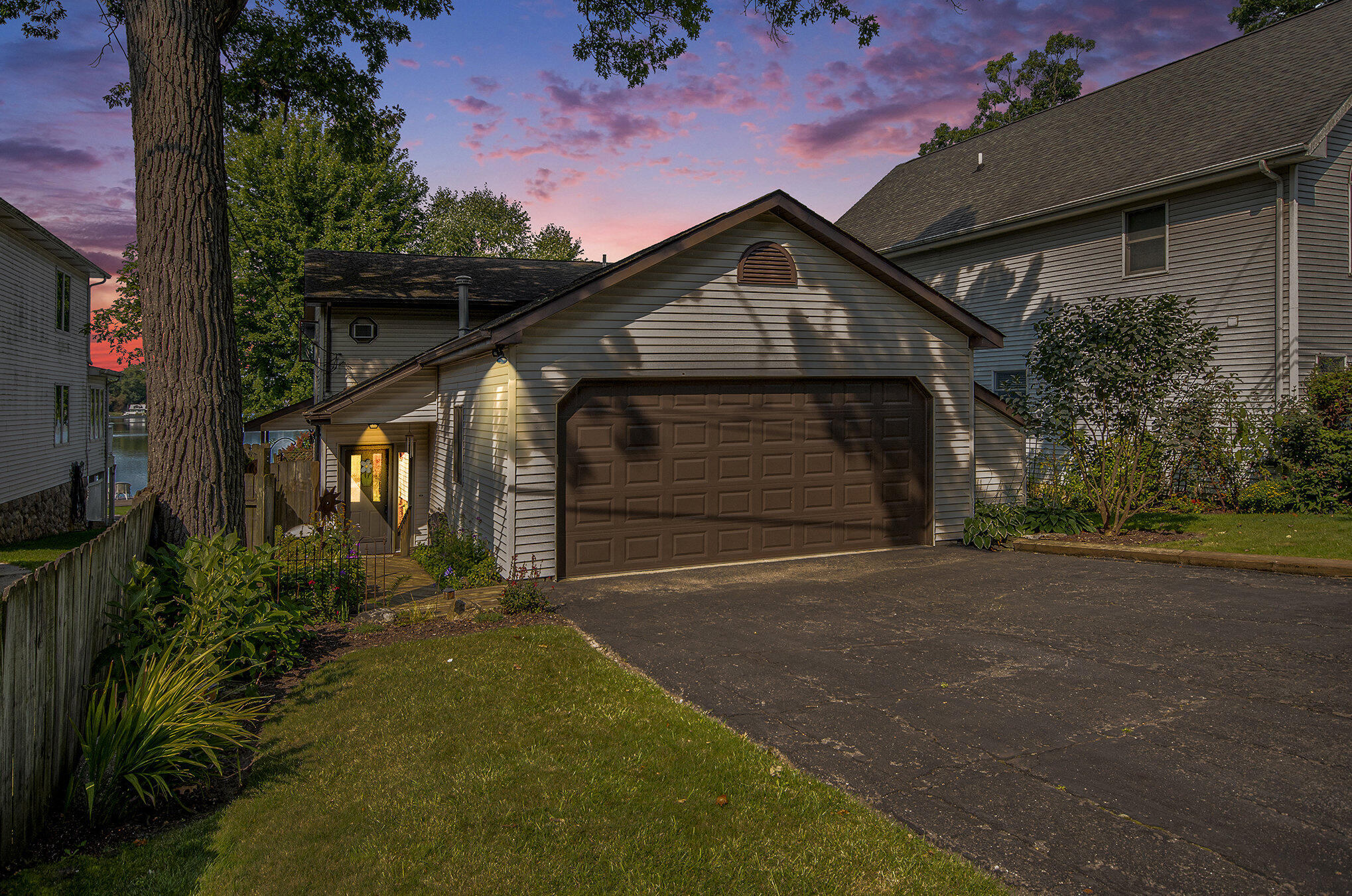 View Brighton, MI 48116 house