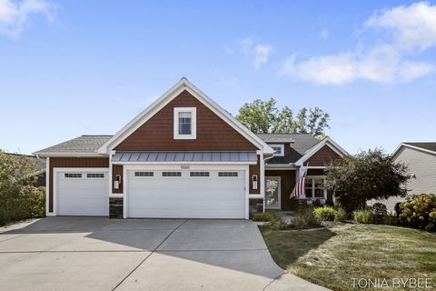 Photo of 5565 Albright Avenue SW, Grandville, MI 49418 (MLS # 26013248)