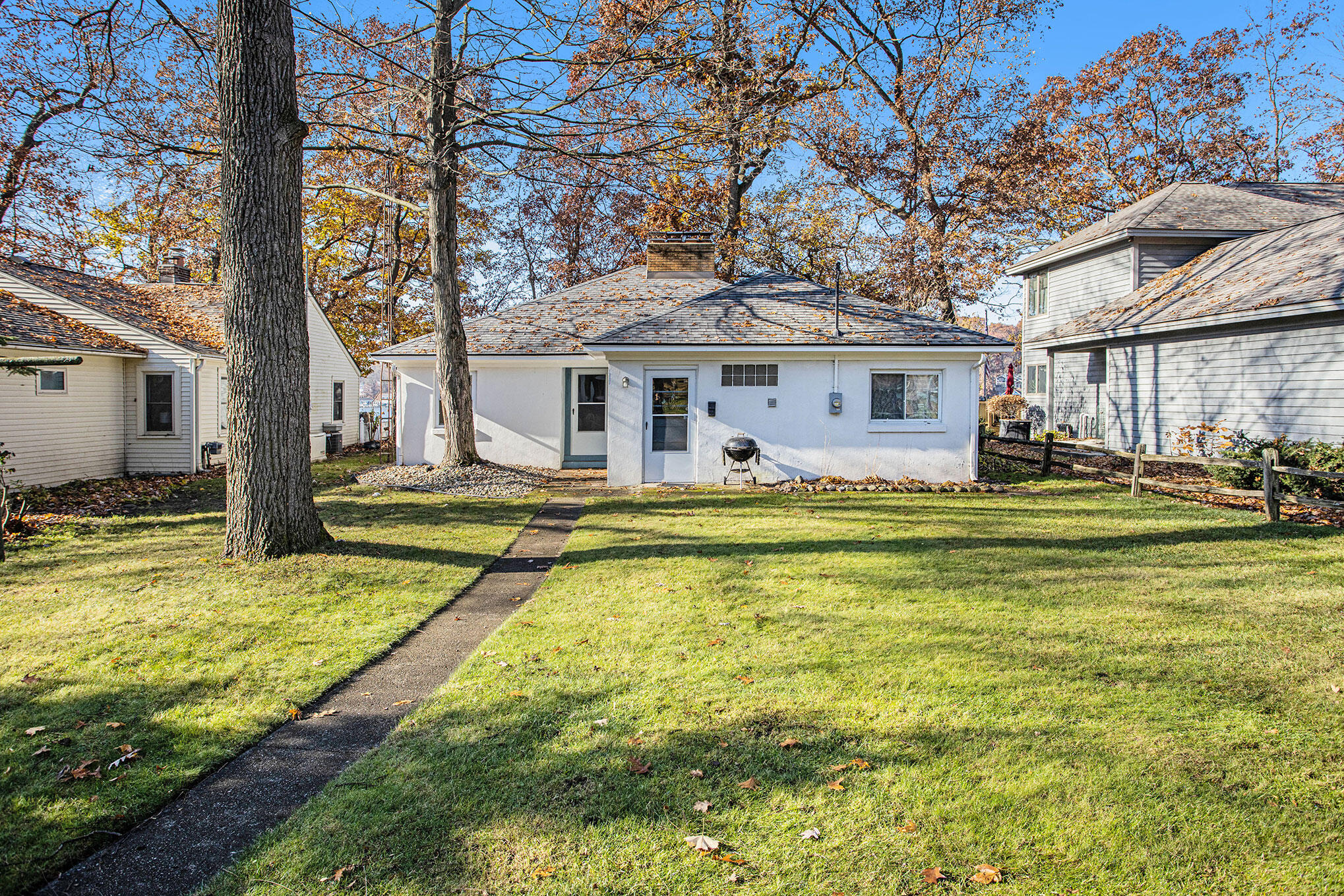 Augusta, Michigan 49012, United States, 2 Bedrooms Bedrooms, ,1 BathroomBathrooms,Residential,Active,178259