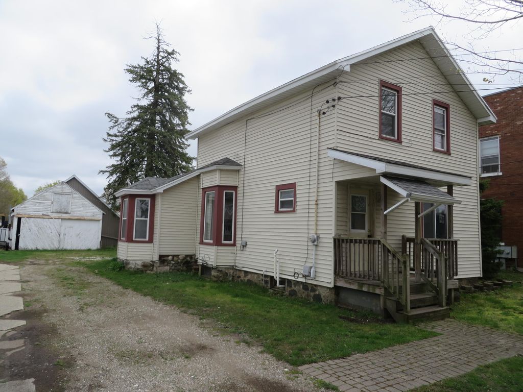 Photo of 120 N Lake Street SE, Caledonia, MI 49316 (MLS # 24030149)