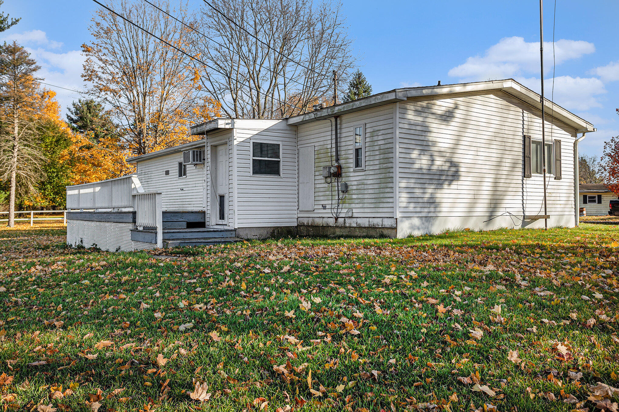 Sturgis, Michigan 49091, United States, 4 Bedrooms Bedrooms, ,3 BathroomsBathrooms,Residential,Active,242101