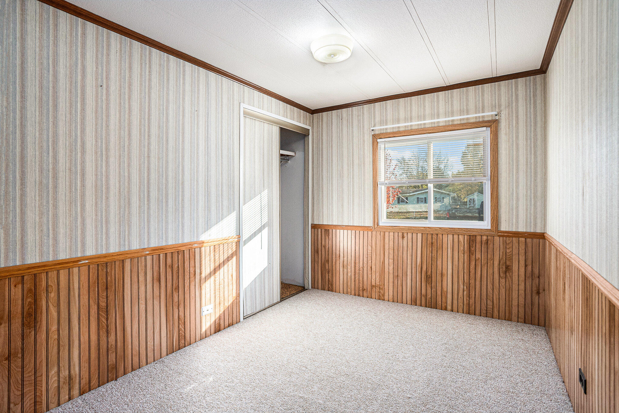 Sturgis, Michigan 49091, United States, 4 Bedrooms Bedrooms, ,3 BathroomsBathrooms,Residential,Active,242101