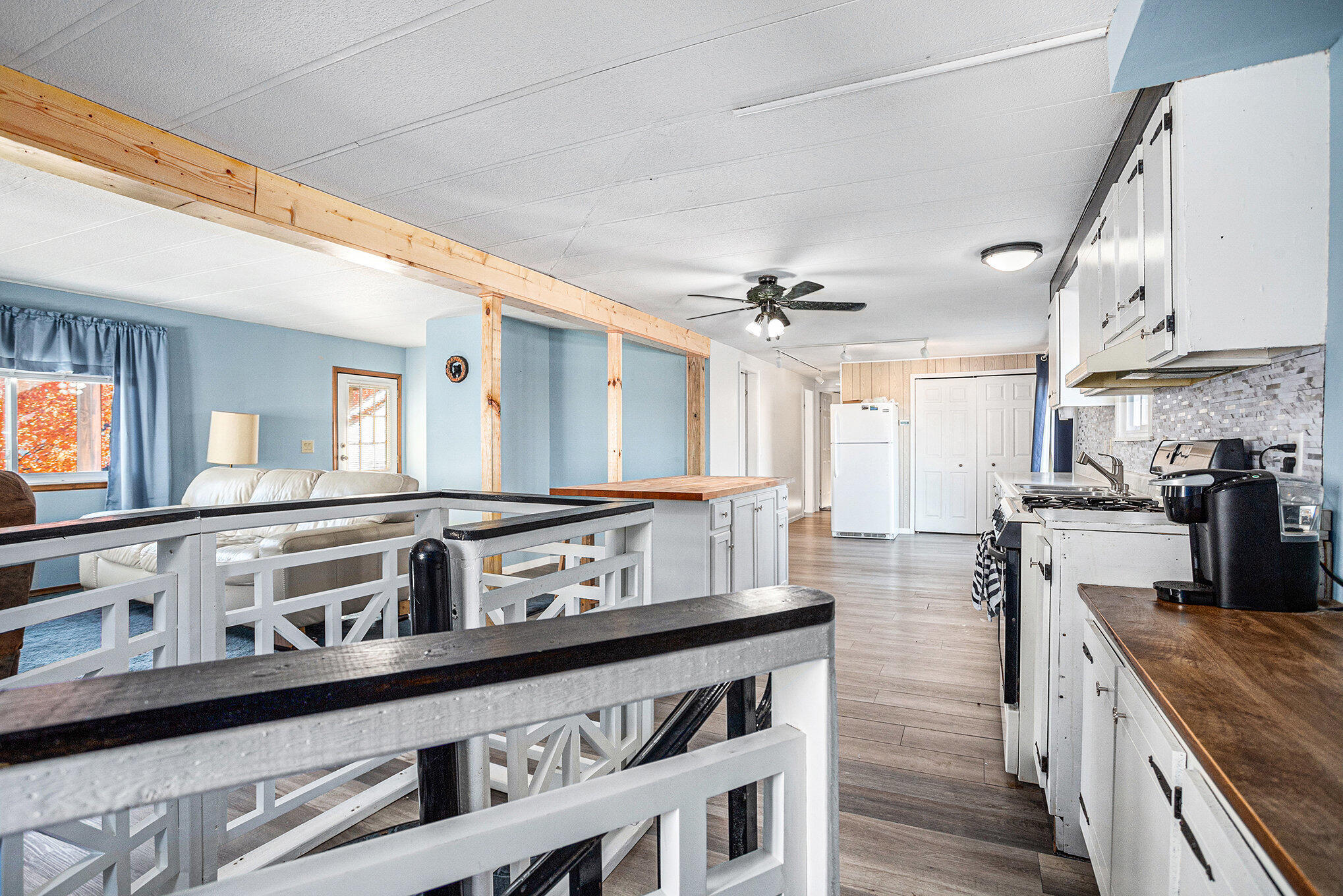 Sturgis, Michigan 49091, United States, 4 Bedrooms Bedrooms, ,3 BathroomsBathrooms,Residential,Active,242101