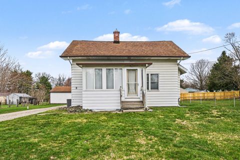 Photo of 225 Owens Street, Niles, MI 49120 (MLS # 26017438)