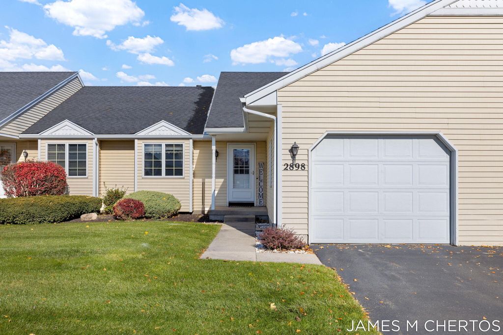 Photo of 2898 Parkside Drive #40, Jenison, MI 49428 (MLS # 26005450)