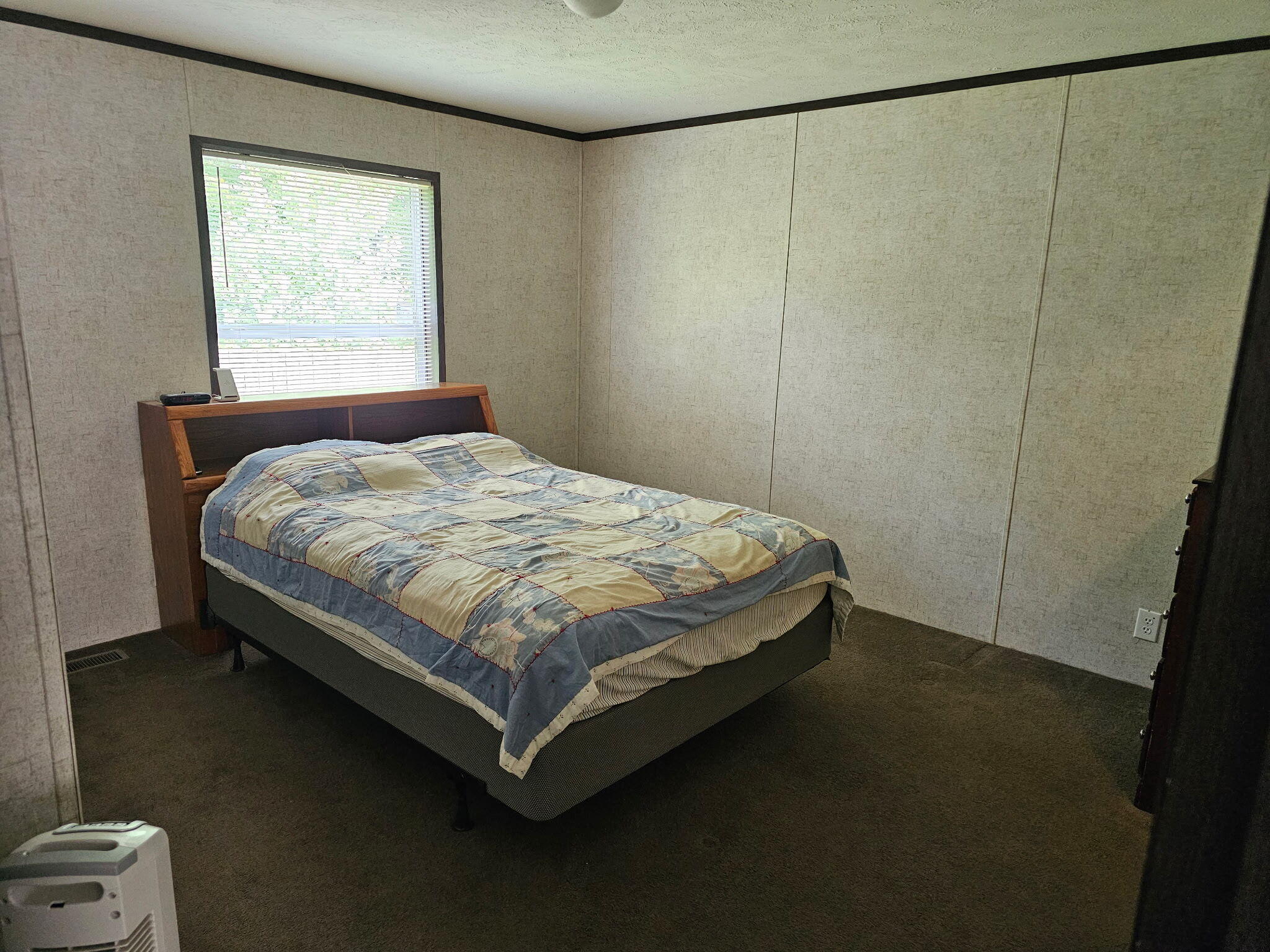 Allegan, Michigan 49010, United States, 3 Bedrooms Bedrooms, ,2 BathroomsBathrooms,Residential,Pending,142582