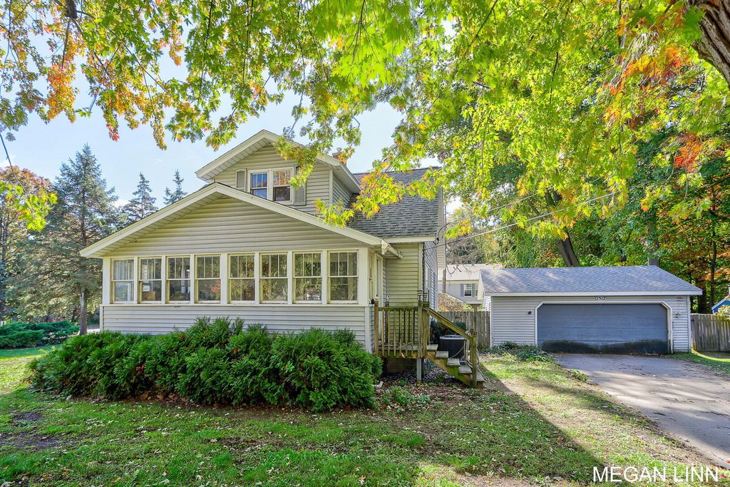 Photo of 1512 Ottawa Beach Road, Holland, MI 49424 (MLS # 25056045)