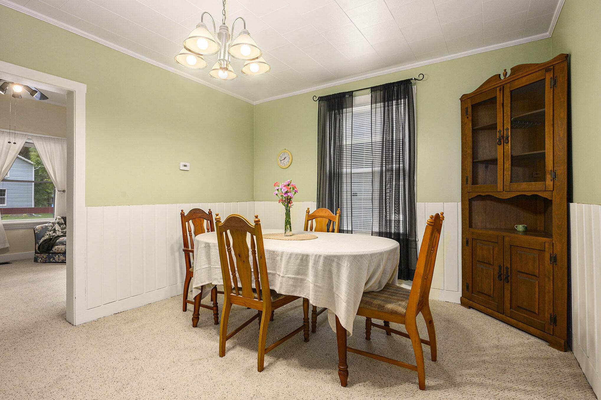 Allegan, Michigan 49010, United States, 2 Bedrooms Bedrooms, ,1 BathroomBathrooms,Residential,Pending,206230