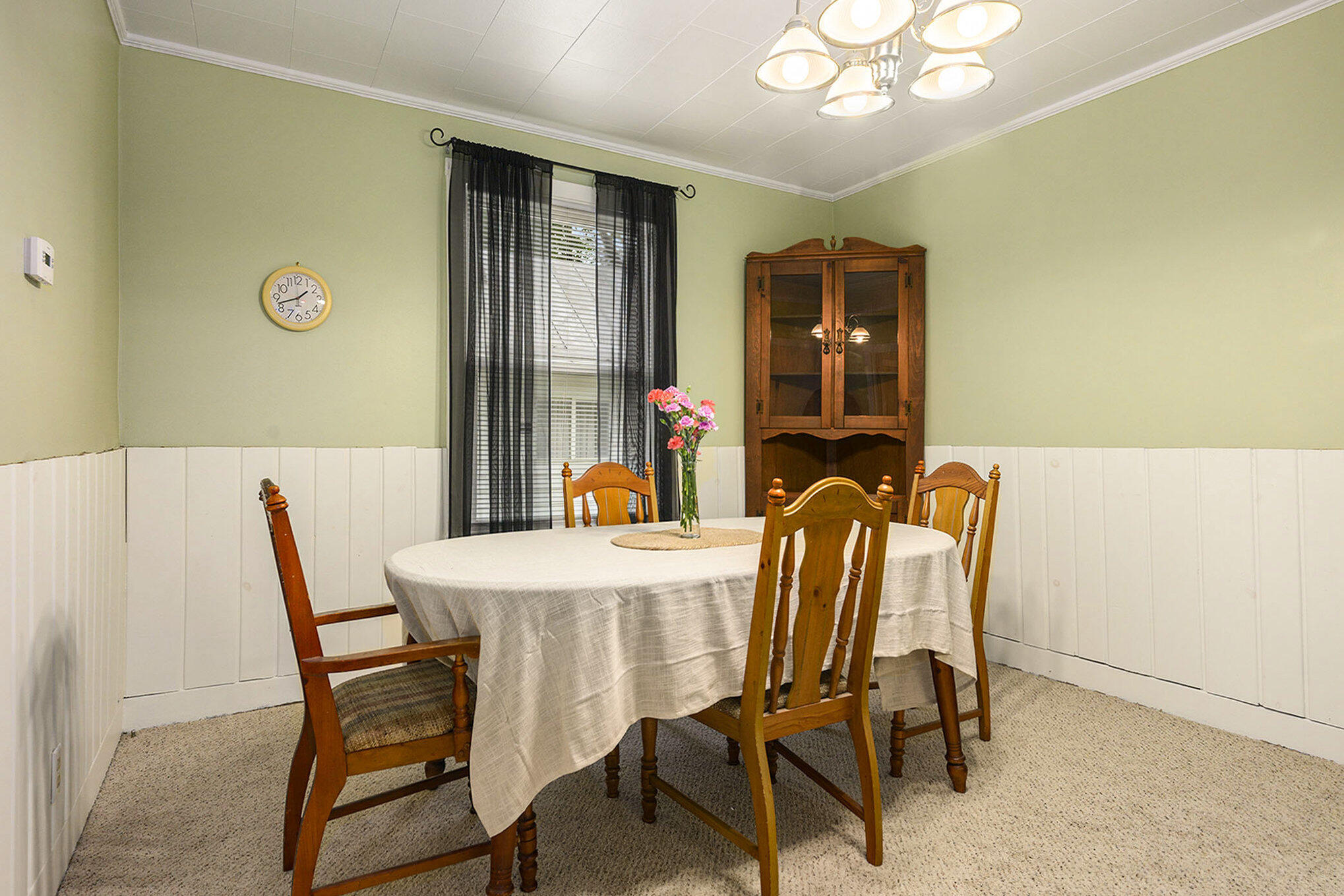 Allegan, Michigan 49010, United States, 2 Bedrooms Bedrooms, ,1 BathroomBathrooms,Residential,Pending,206230