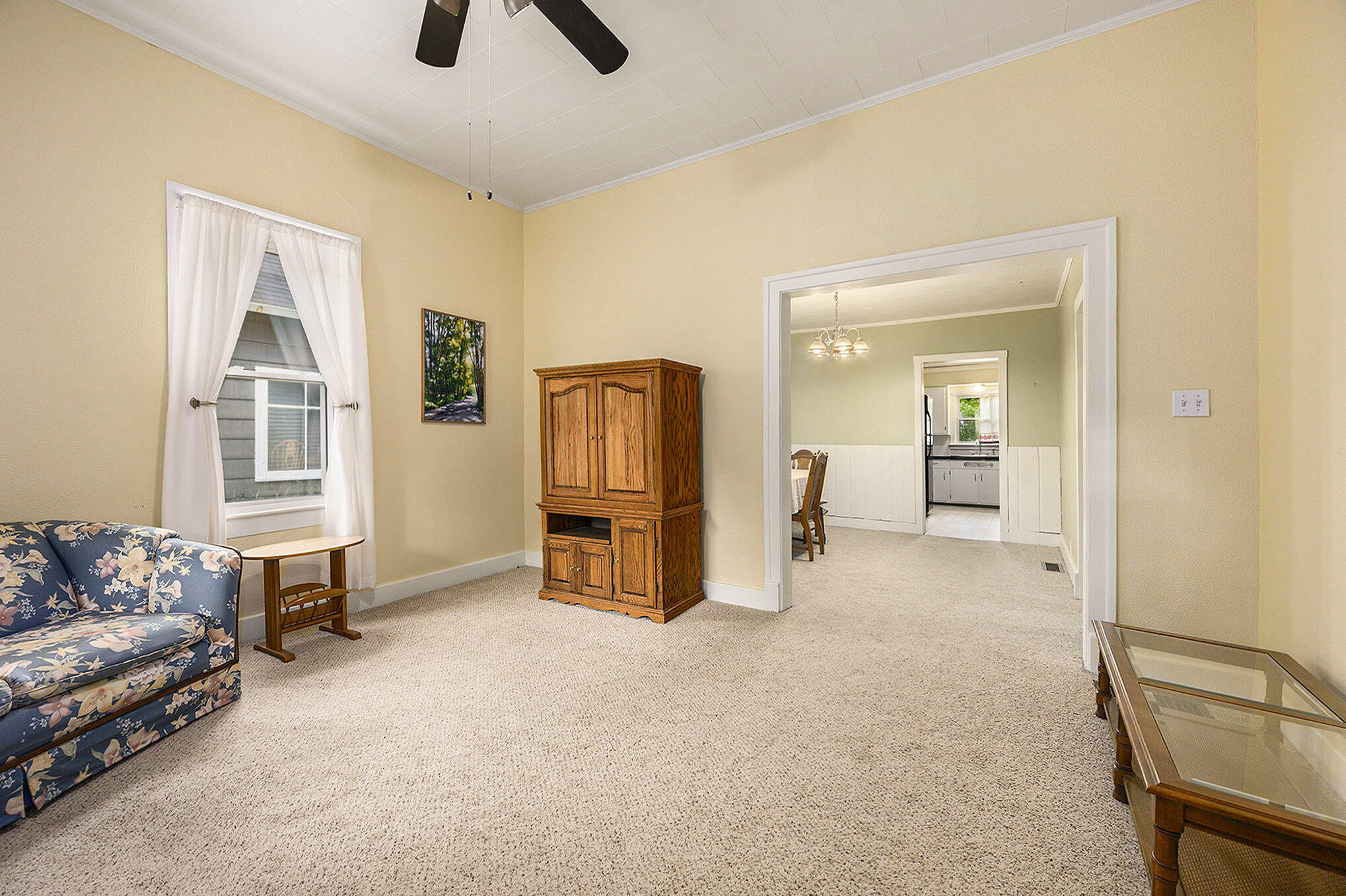 Allegan, Michigan 49010, United States, 2 Bedrooms Bedrooms, ,1 BathroomBathrooms,Residential,Pending,206230