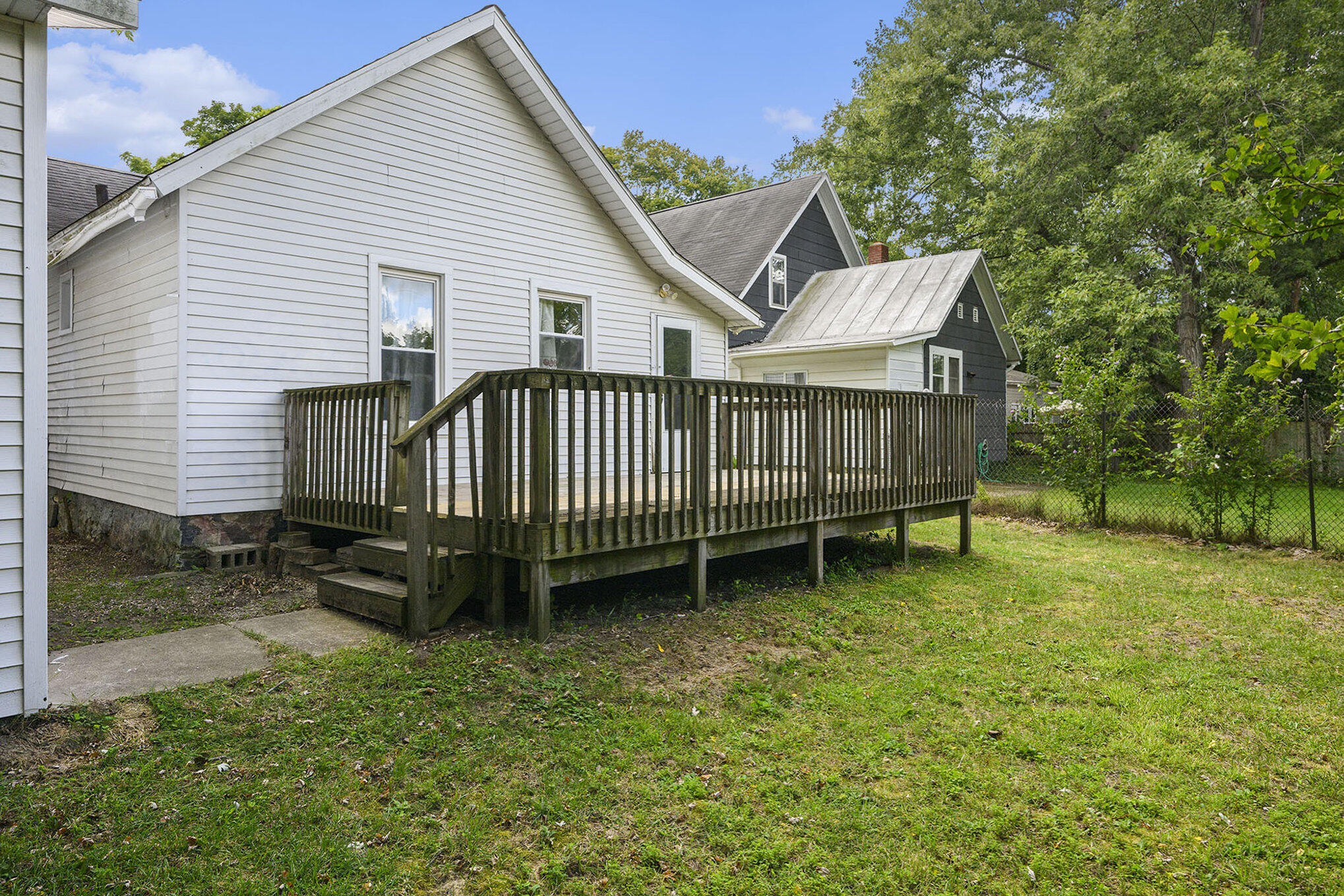 Allegan, Michigan 49010, United States, 2 Bedrooms Bedrooms, ,1 BathroomBathrooms,Residential,Pending,206230