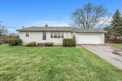 1324 4 Mile Road NW, Grand Rapids, MI 49544 - MLS#: 25013167
