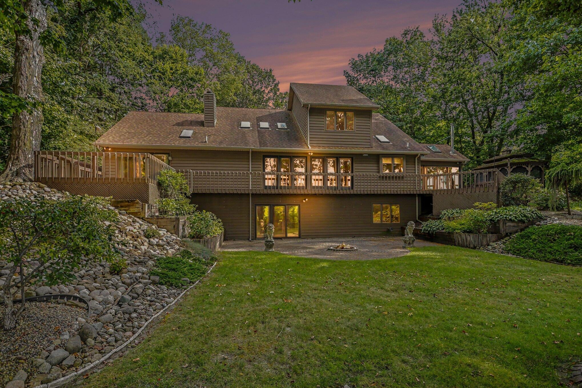 4245 Lake Chapin Bluff