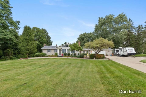 Photo for 10679 Keystone Drive NE