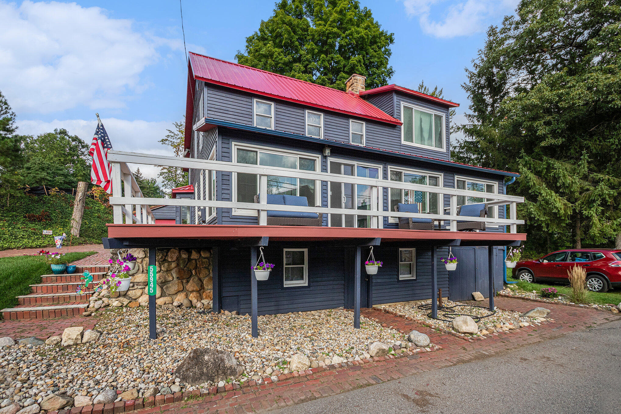 55945 Inn D Inn Drive