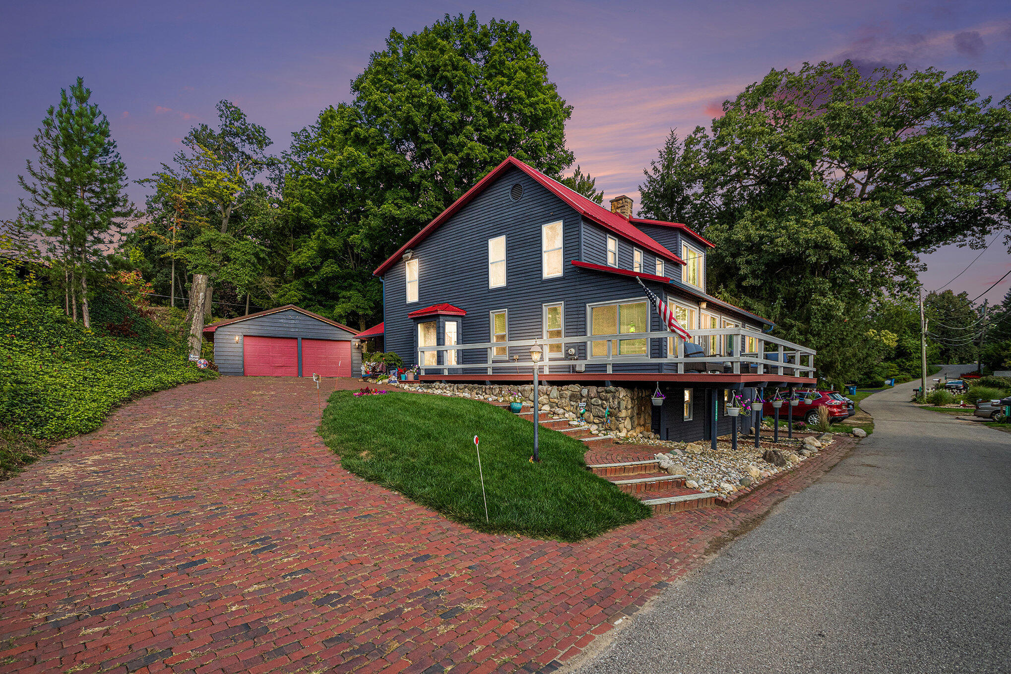 55945 Inn D Inn Drive