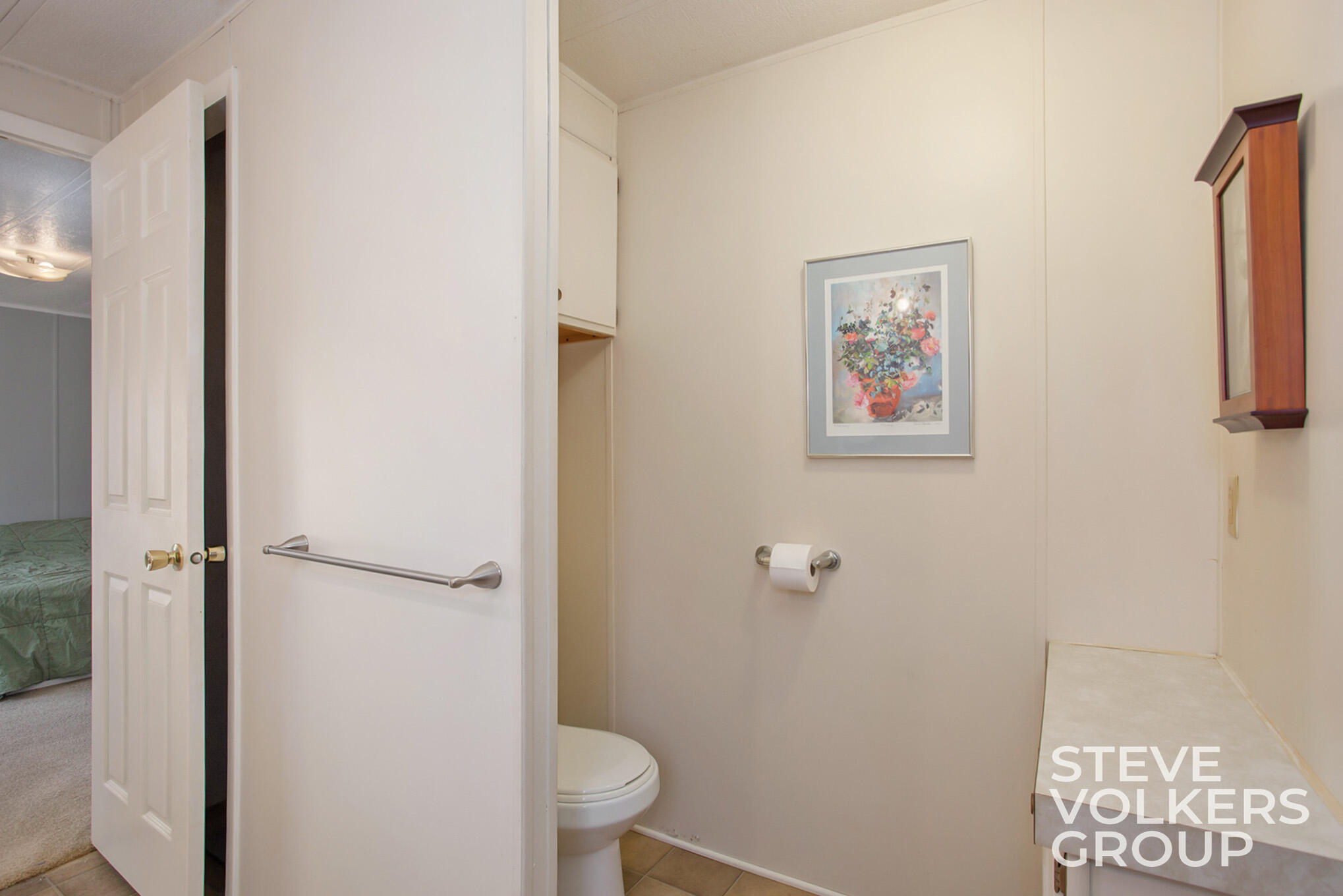 Photo 16 of 31 of 200 N Center Street house