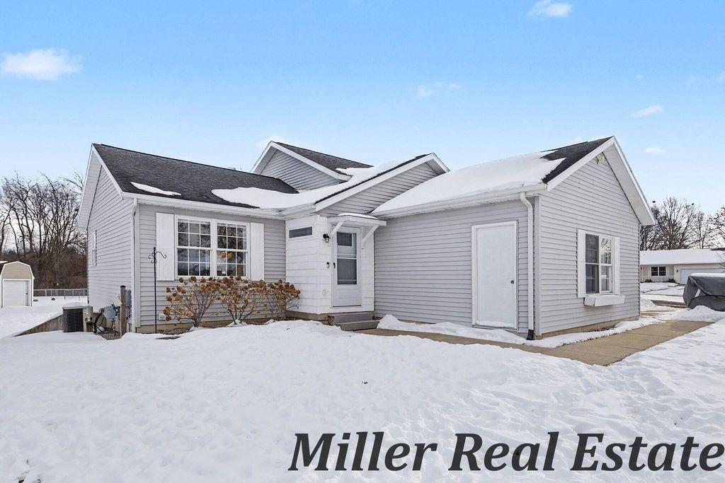 Photo of 711 Howard Lane, Hastings, MI 49058 (MLS # 26005066)