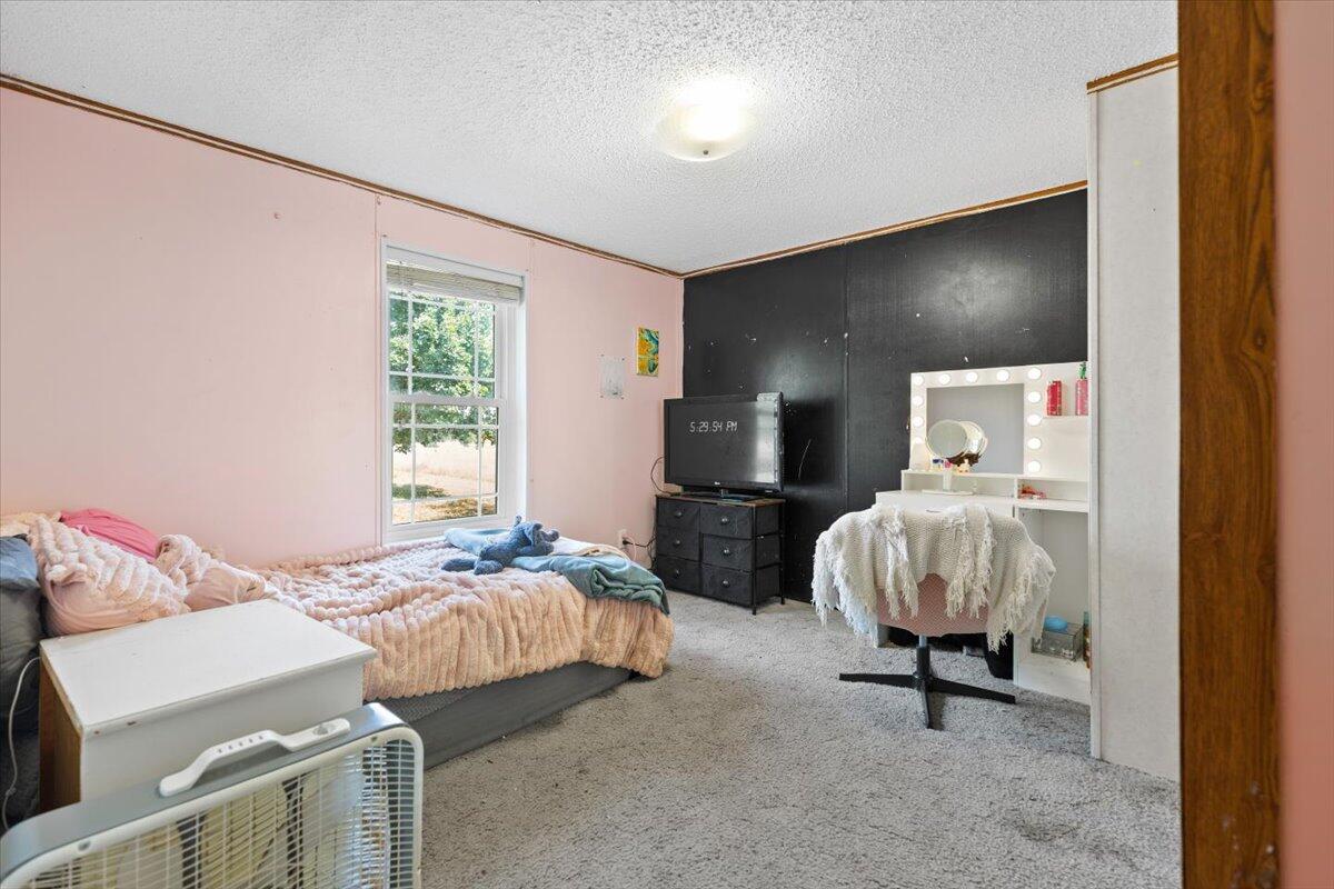 Listing 16