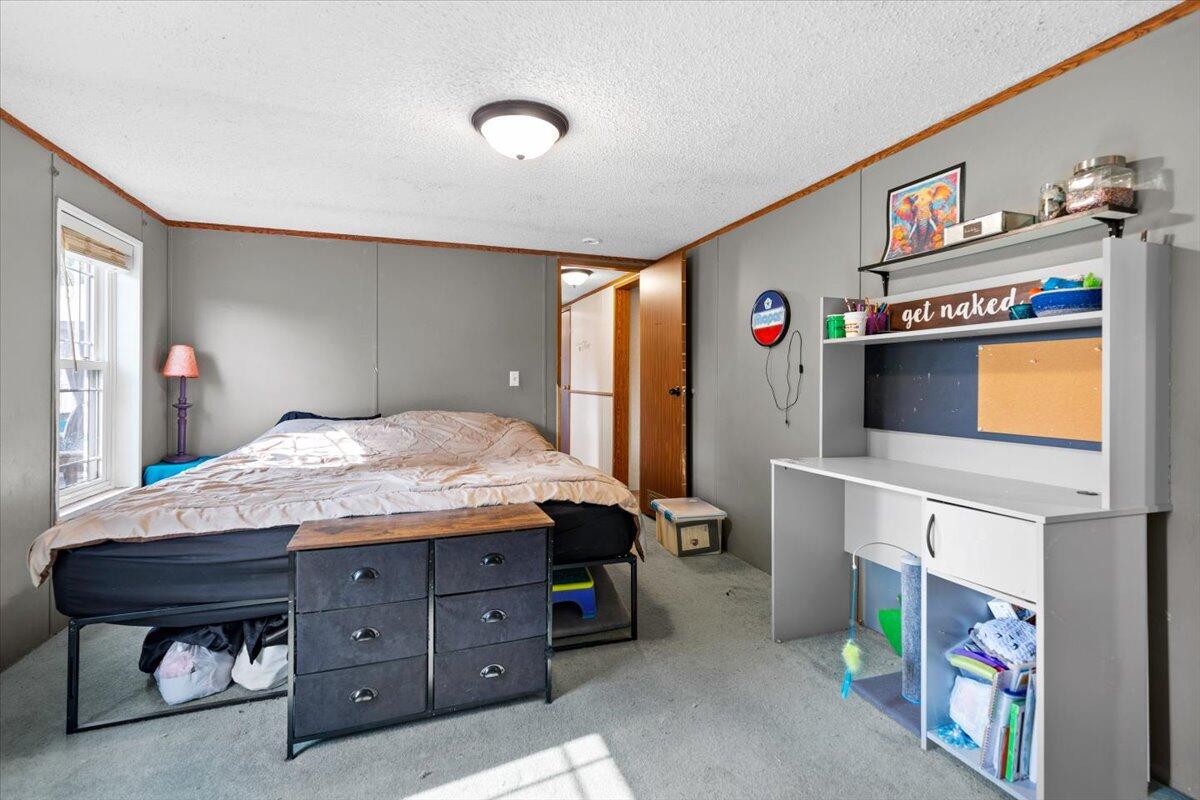 Listing 16