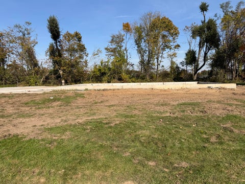 Photo for 17858 6th Avenue Road