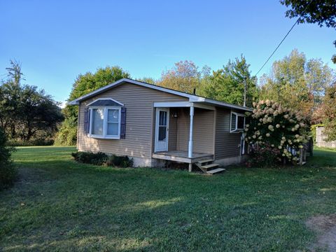 Photo of 5289 S Schwass Road, Scottville, MI 49454 (MLS # 25051102)