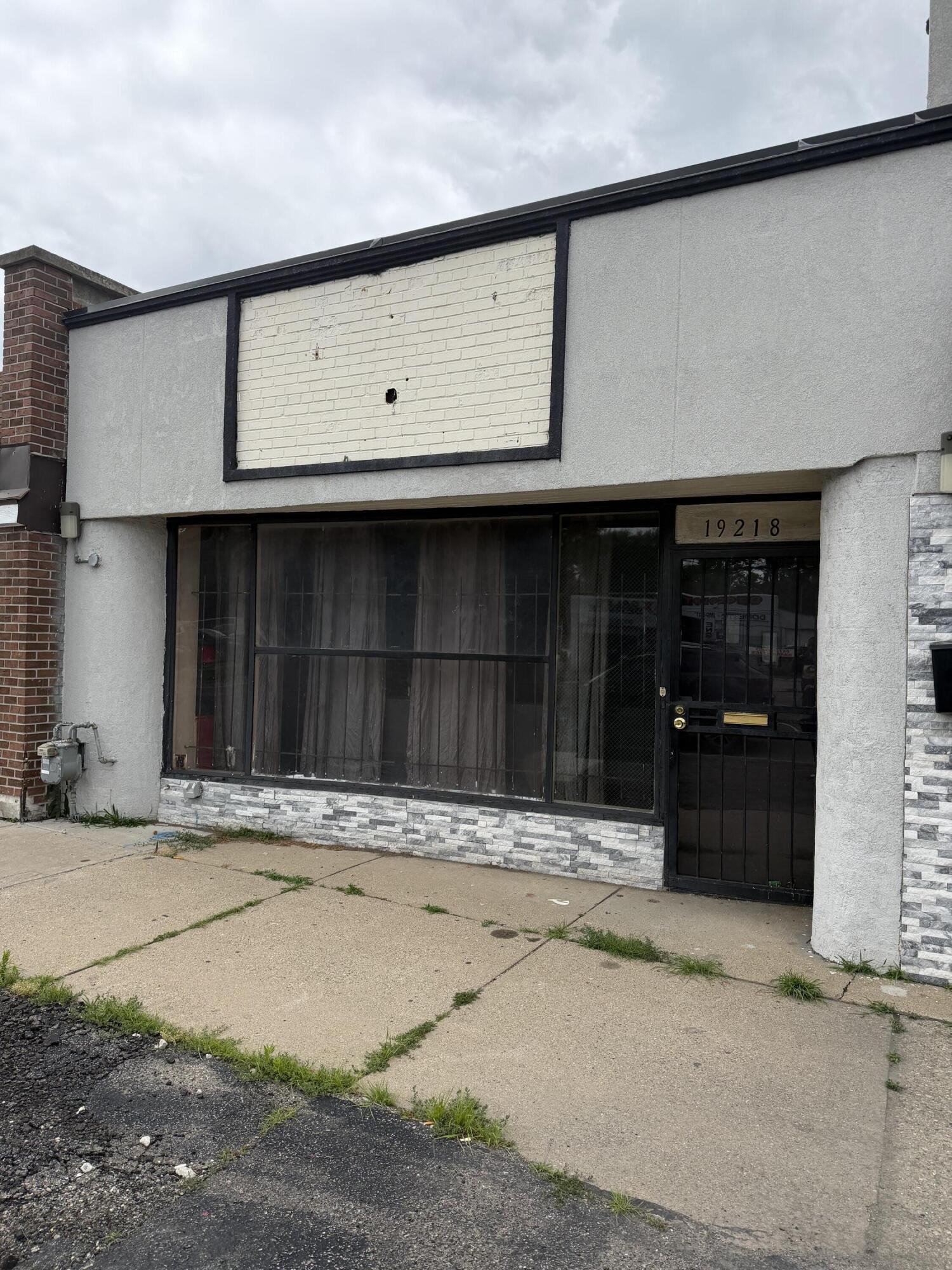 Photo 1 of 7 — 19218 W Mcnichols Road, Detroit, MI 48219