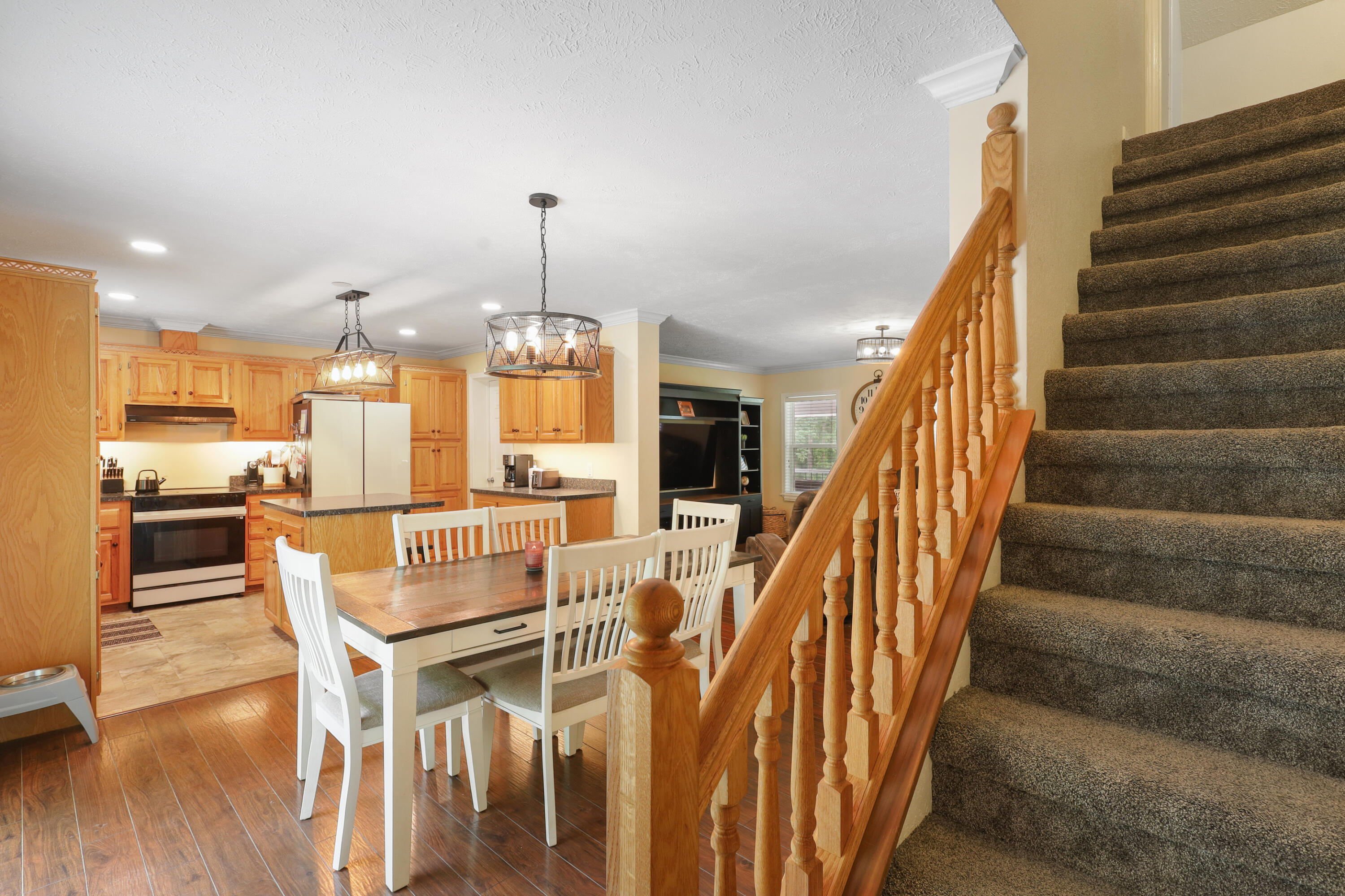 11803 Hoffman Road