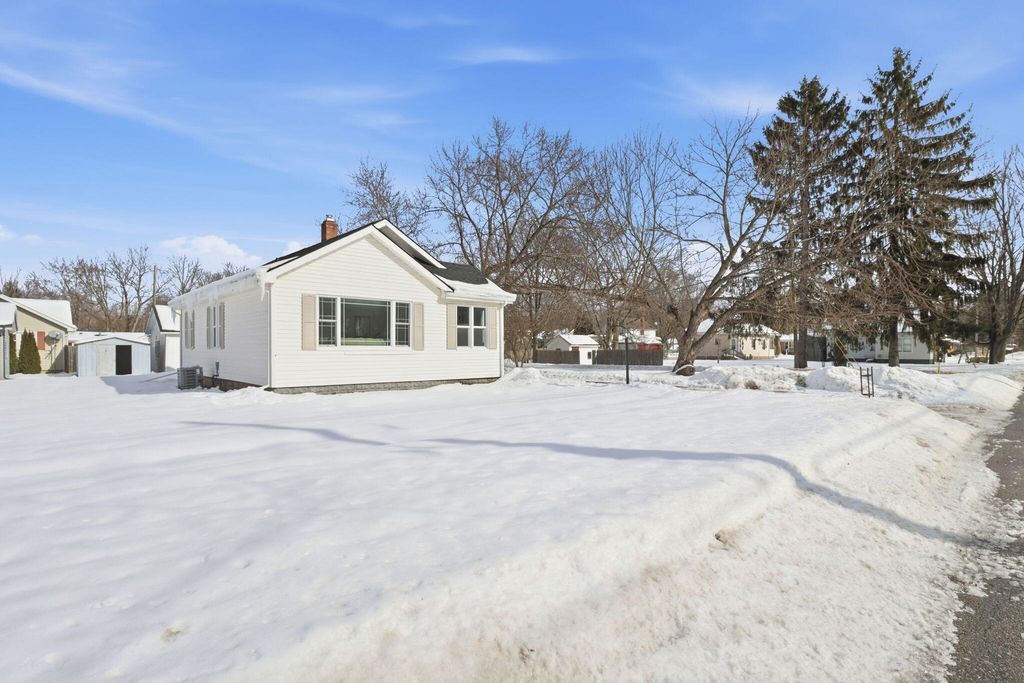 Photo of 621 French Street, Niles, MI 49120 (MLS # 26005236)