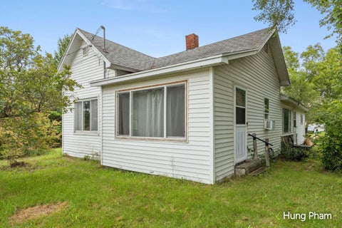 Photo for 1569 S Sheridan Road