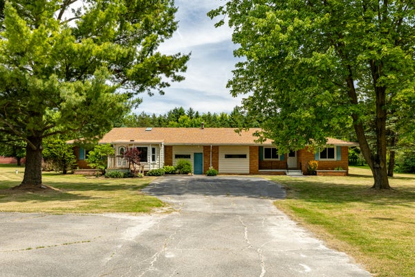 6272 EARHART RD, ANN ARBOR, MI 48105 - Image 345e0d8ffdf7b49b8c19fbd3379009d5/1403052607